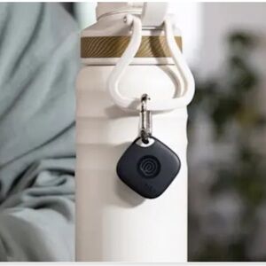 New in Box Tile Mate - Black